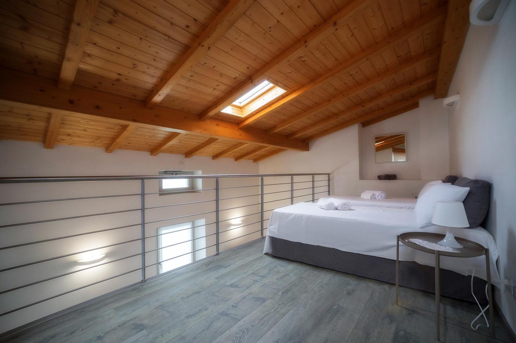 Lakefront Home Residenza Il Gallo In Riva Al Lago Pisogne Eksteriør billede